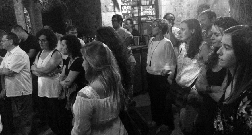 Sembla que estiguem a missa... Sembla que estiguem a missa...